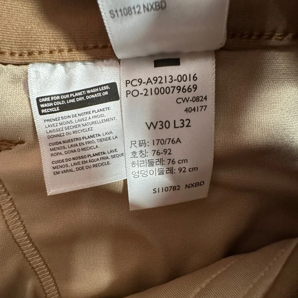 Levis measurements waist
